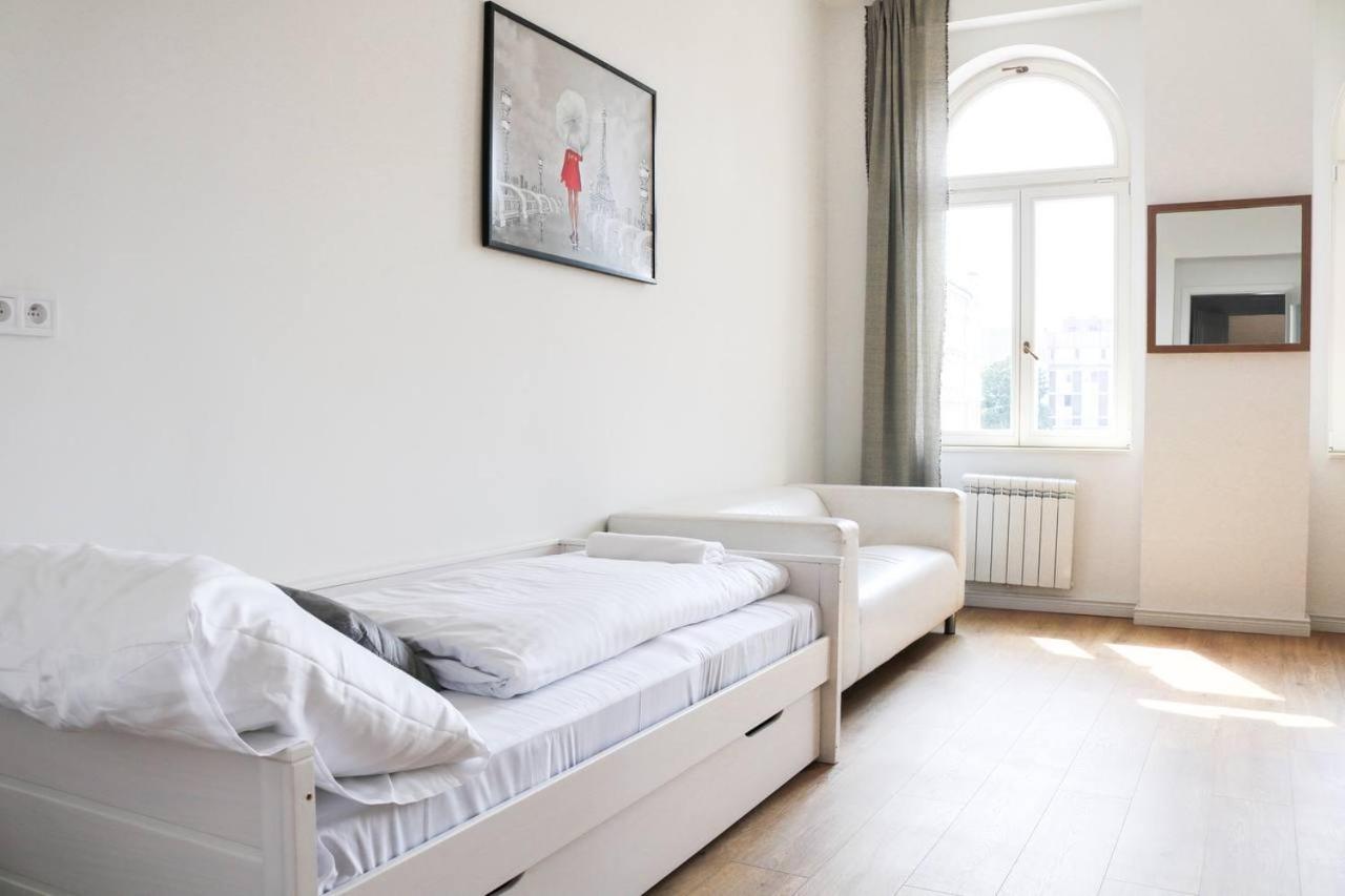 Rose Suites And Rooms Praga Exterior foto